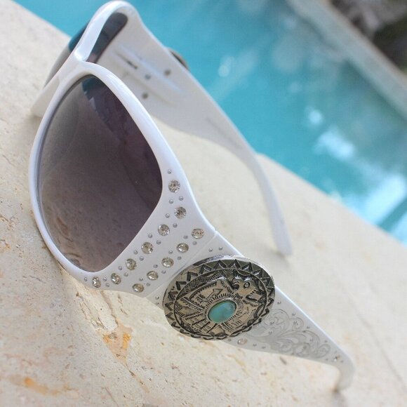 Montana West Sunglasses in White w/Turquoise Thunderbird Concho Accents main image 5